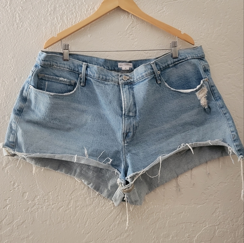 Good American Jean Shorts Size 16